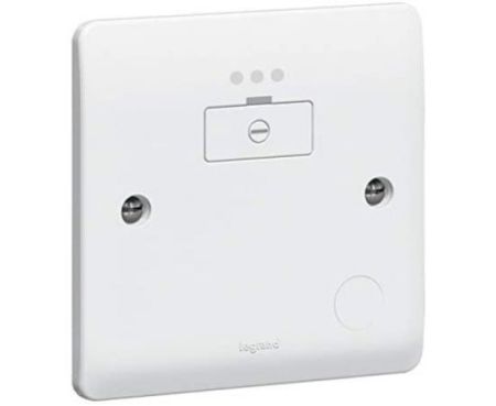 Legrand Synergy White - Fused Connection Unit 13A 250V UnSwitched With Cord Outlet & power indicator - 730033