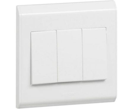 Legrand Belanko White 3 Gang 1 Way Switch, UK Standard 10Ax 617604