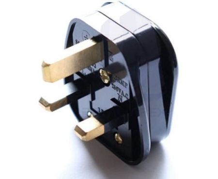 3 Pin 13A Fused Plug Top with Cord Grip - Black