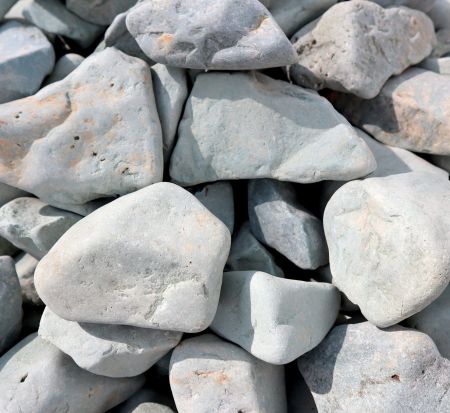 Green River stone “Natural Garden Material”